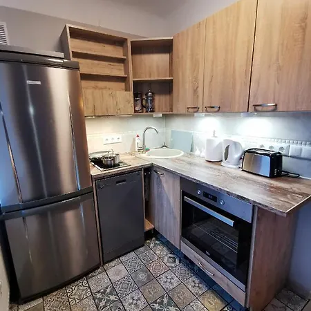 Loovely 1-bedroom Unit At The Hart Of Tapa